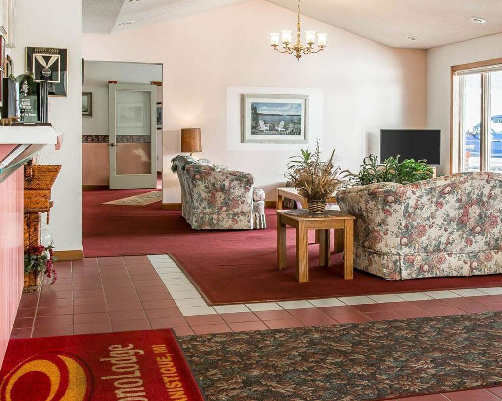 Econo Lodge Lakeshore Manistique Interiør billede